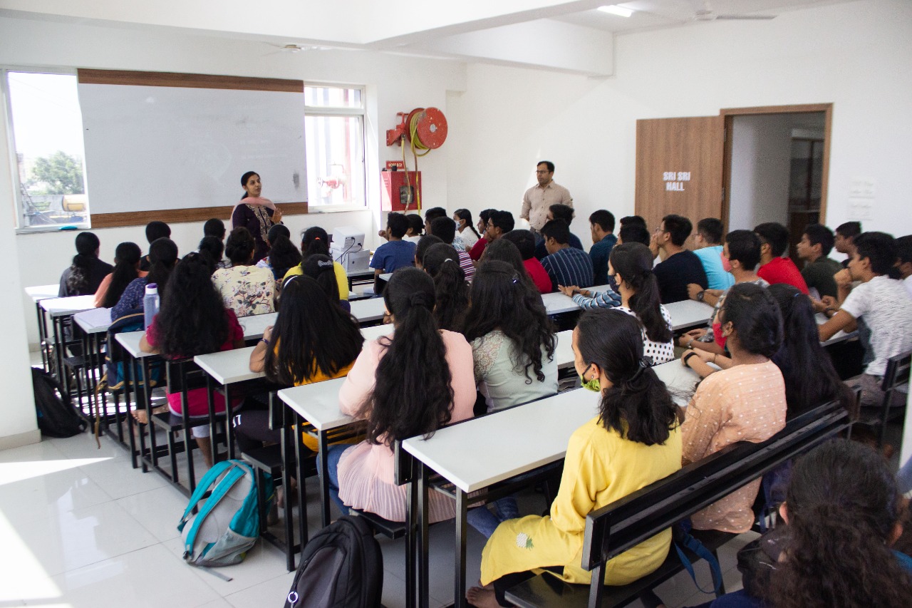TOP DMIT Classes in Thergaon